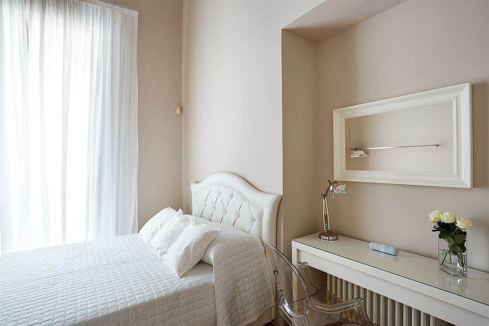 Suite Home Moncada ปาแลร์โม ภายนอก รูปภาพ
